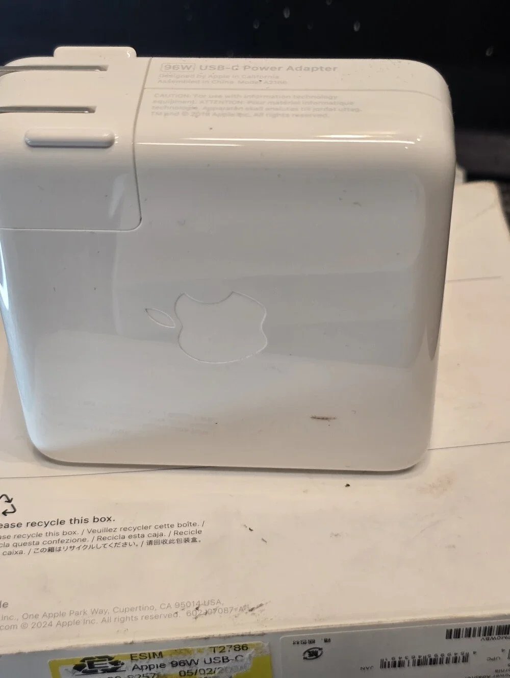 Apple USB-C 96W Power Adapter - White